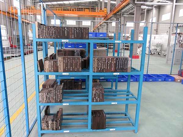 挤压模具用什么钢料，挤压模具钢