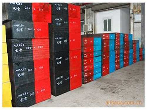 混凝土塑料护栏模具，水泥护栏模具的图片和价格